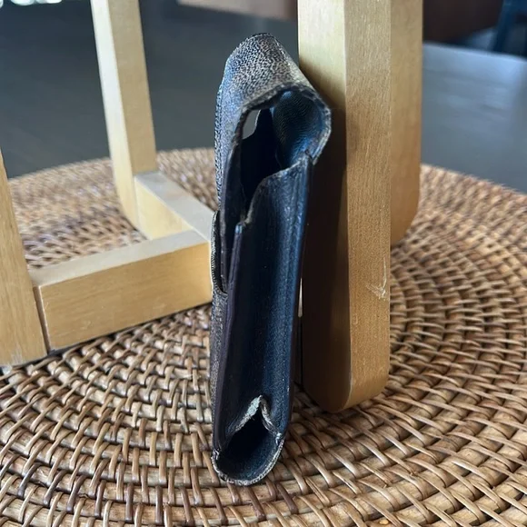 Louis Vuitton damier pouch - Picture 3 of 9